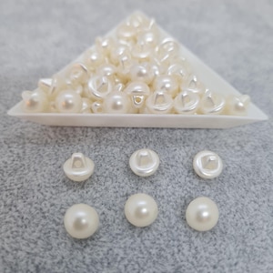 Bottoni piccoli con gambo in avorio perlato, set di 6 bottoni in acrilico da sposa bianco sporco, bottoni in perla per abito da sposa