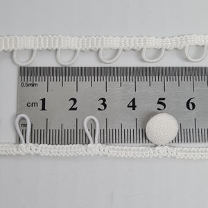 Passementerie boutonnée blanc cassé pour la robe de mariée Passants élastiques pour boutons de mariage