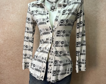 Vintage Korean Y2K Radio Print Shirt, Wire Collar Graphic Blouse, Retro 90s Streetwear