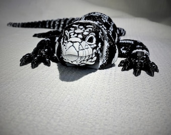 3D Articulated Black and White Tegu Realistic XL Large Size 3D Printed Reptile Tegu Articulating Joints Opening Mouth Gift for Reptile Lover