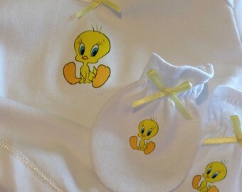 Newborn size long sleeve only Tweety bird Baby/reborn newborn short sleeve bodysuit vest and scratch mittens set
