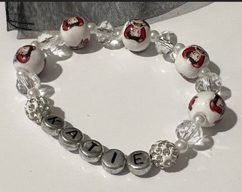 Betty boop wooden and crystal beads stretch bracelet. Choose size