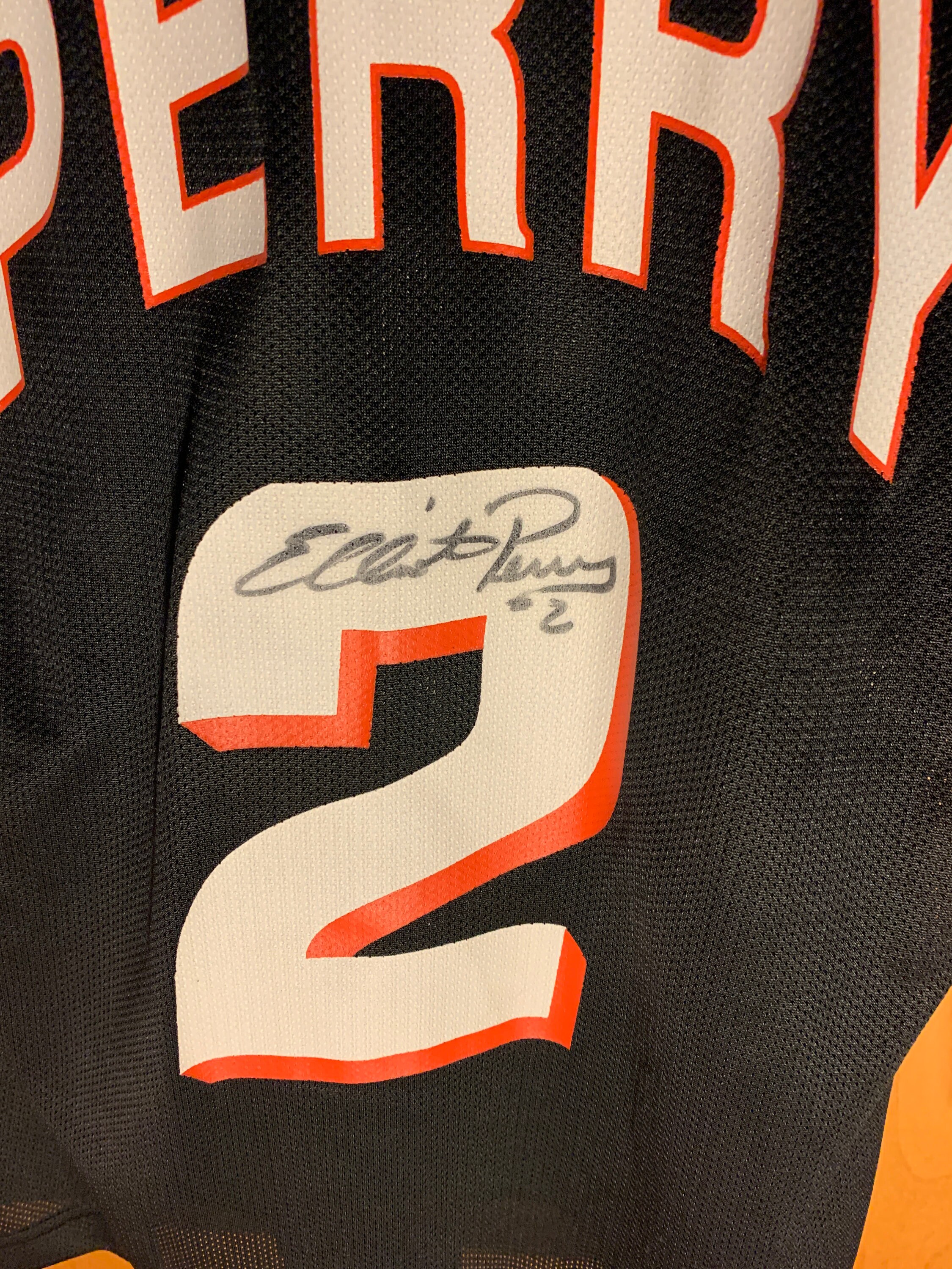 Vintage Phoenix Suns Autographed Elliot Perry Champion 