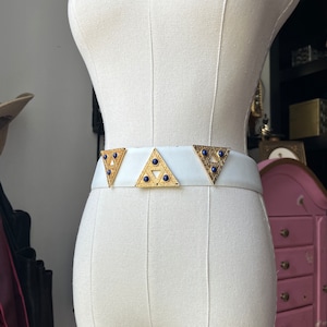 Vintage 80s Bob Mackie White Leather Belt | 1980s Gold Triangle Statement Waist Cincher | Glam Rock Sample | 29–31”