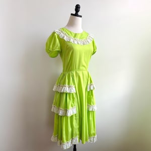 Vintage 50s Square Dance Dress | Slime Green Cotton Lace Ruffle | Rockabilly Prairie Fit & Flare | Pinup Costume | Size M 27” Waist