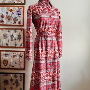 Vintage 70s Collared Shirt Dress | Autumnal Paisley Print Orange & Blue | Button-Down with Tie Belt | Size 8