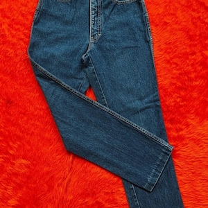 Vintage 90s Calvin Klein Jeans | High-Waist Straight Leg Fit | Dark Wash Raw Denim | Minimalist Americana Classic | Size 24