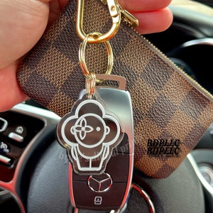 Keychain, Key Charm, Popular Key Charm, Luxury Cute Vivienne Keychain, Clover Bag Charm, Fashion Keychain, Four Leaf Clover Luxury Bag Charm