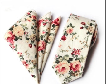 Floral Wedding Tie Matching Pocket Square Set, Floral Ties for Groomsman, Flower Print Tie, Groomsmen gifts