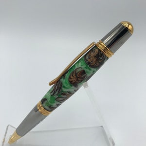 Custom Cast Pine Cone with Green & White Swirl Alumilite Handmade Epoxy Resin Titanium Gold Sierra Twist Pen