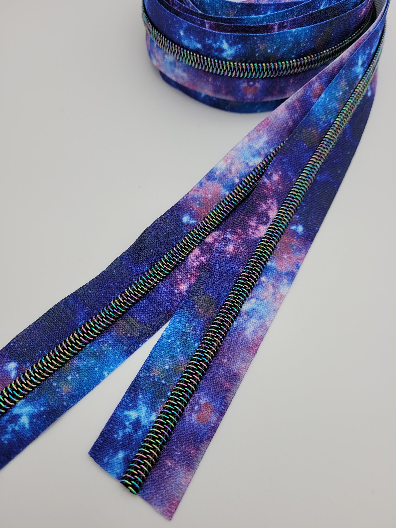 Size 5 Galaxy Zipper By The Yard 135 Yards Etsy
