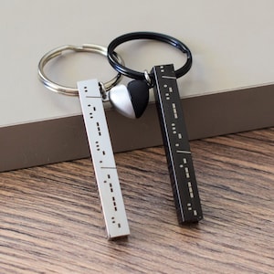 Benutzerdefinierte Morse-Code-Schlüsselbund Stahlstange Schlüsselanhänger Geheime Nachricht Schlüsselring Morse-Code-Schmuck Passende Paare Schlüsselanhänger für Freund Freundin