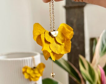 boucles d’oreilles fleurs stabilisées — PIA jaune ginkgo