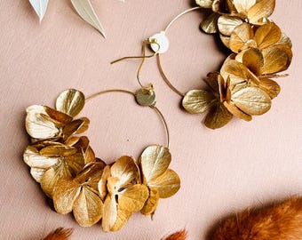 preserved flower earrings -- ROMY or