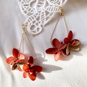 NEW preserved flower earringsJULIETTE rust red terrracotta and gold image 2