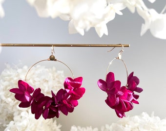 Preserved flower earrings -- ROMY fuchsia magenta
