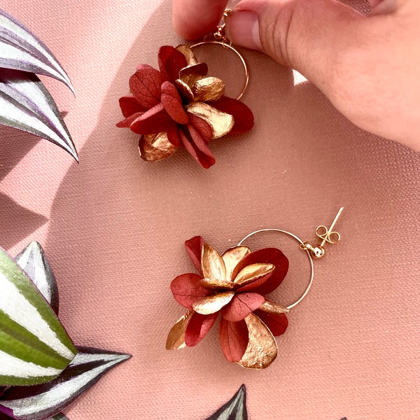 preserved flower earrings -- JULIA terracotta gold