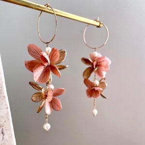 preserved flower and freshwater pearl earrings — JOANNE old rose gold