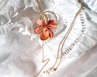 Backless necklace with preserved flowers, freshwater pearl and Swarovski--ALICE old rose gold