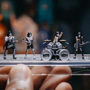 Lot De 5 Figurines Musiciens Miniatures – Échelle 1:64 – Résine Peinte à La Main – 2 à 2,6 Cm – Diorama