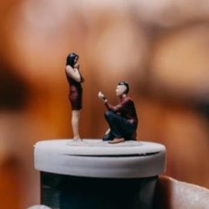 Miniature Action Figure Man Propose to Woman Romantic Couple For Diorama HO Scale 1:87 No Preiser