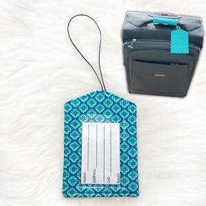 EASY Luggage Tag Sewing Tutorial | Sew | Pattern | DIY | Gift to Sew | Holder | Pattern | Travel | Christmas | Vacation | Stocking Stuffer