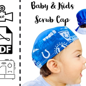 Puede incluir: Un gorro de quirófano azul y blanco con estampado para bebés y niños. El gorro tiene un lazo en la parte posterior. La imagen también muestra una máquina de coser, una cámara de video y un icono de PDF.
