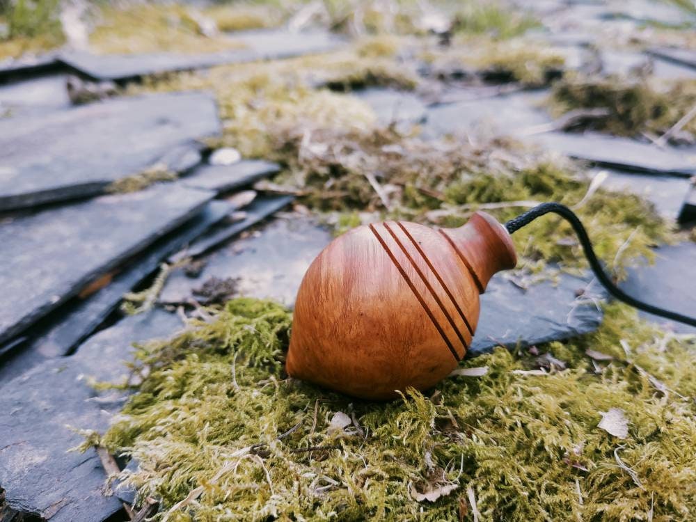 Pendule de Radiesthésie en Racine Bruyere