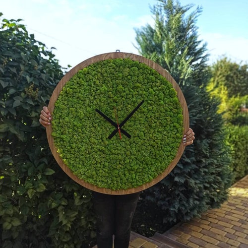 Moss clock, Wooden eco clock with preserved moss, Wall clock, Modern home decor, Green clock, Moss wall art, wooden clock