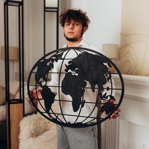 Houten muurkunst wereldbol, zwarte wereldkaart wanddecoratie, houten wandbol, wereldkaart kantoor, cadeau voor reizigers, verjaardagscadeau, cadeaukaart thuis