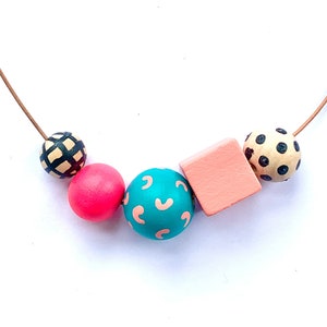 Bunte handbemalte Holz Perle Statement Halskette
