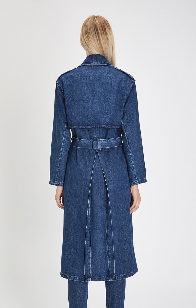Size XL Women Iconic Trenchcoat
