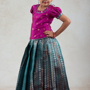 Golden Pattu Pavadai Sattai