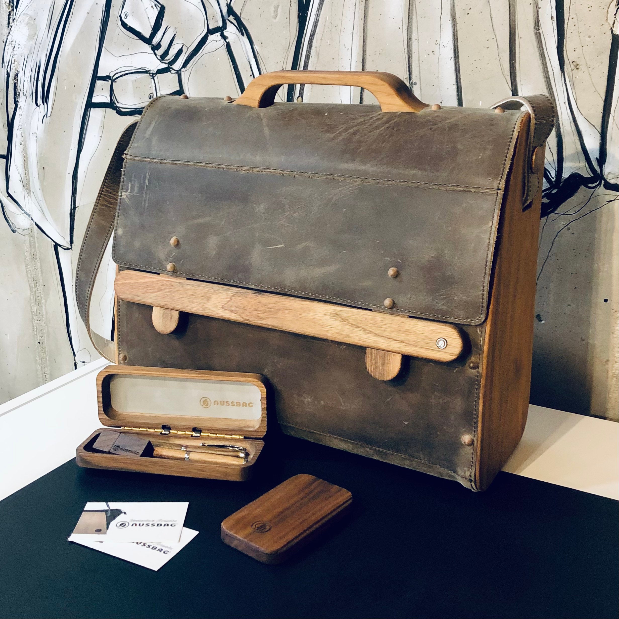 Leather hotsell business bag