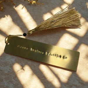 Customizable brass bookmark (grey string)