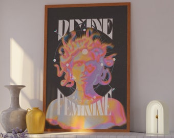 Póster de la Divina Feminidad Y2K: Arte del Aura Degradada