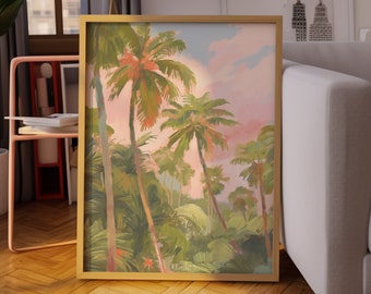 Op de afbeelding: Een ingelijst schilderij van een tropische scène met palmbomen en een roze en oranje zonsondergang. Het schilderij is in een gouden lijst en hangt aan een muur in een woonkamer.