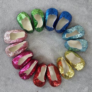 Jolies Chaussures Anciennes Pour Poupée - Occasion