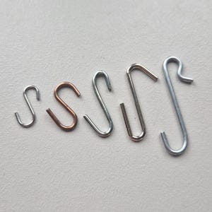 S Hooks for Restringing Dolls. Pack of 10. Variety of sizes - extra small 14mm, small 16mm, medium 22mm, large 26mm and extra large 34mm