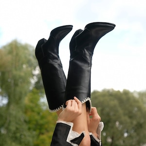 Cowgirl black western Boots, Cowboy leather woman shoes, leather handmade Custom Shoes, vintage cowboy boots