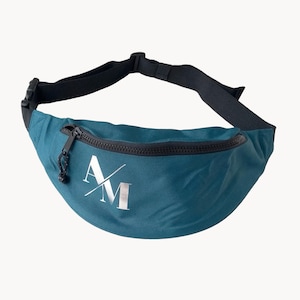 Gürteltasche Unisex Personalisiert - Bunte Farbwahl Initial - Hüfttasche Vegan Nachhaltig - CrossBody Bag Umhängetasche - MissesMueller