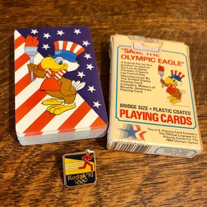Olympische Spelen Souvenirs 1984 Speelkaarten EN 1992 Kodak Olympic Pin Los Angeles Sam Eagle Barcelona Tack Pin Sports Souvenirs Verenigde Staten