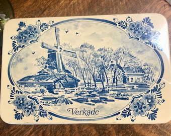 Verkade Blue and White Tin Holland Tin KONINKLIJKE Fabrieken B.V. Zaandam Windmill Storage Lidded Metal