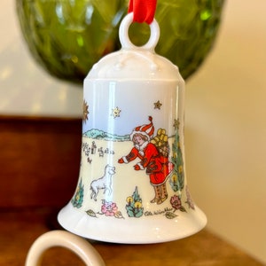 1993 Hutschenreuther Annual Bell In the Heath Christmas Ornament Auf der Heide Vintage Ceramic Holiday Decor Germany No Box