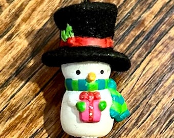 Hallmark Christmas Ornament Snow Cozy Vintage Holiday Decor Hanging Decoration Miniature Collector&#39;s Series