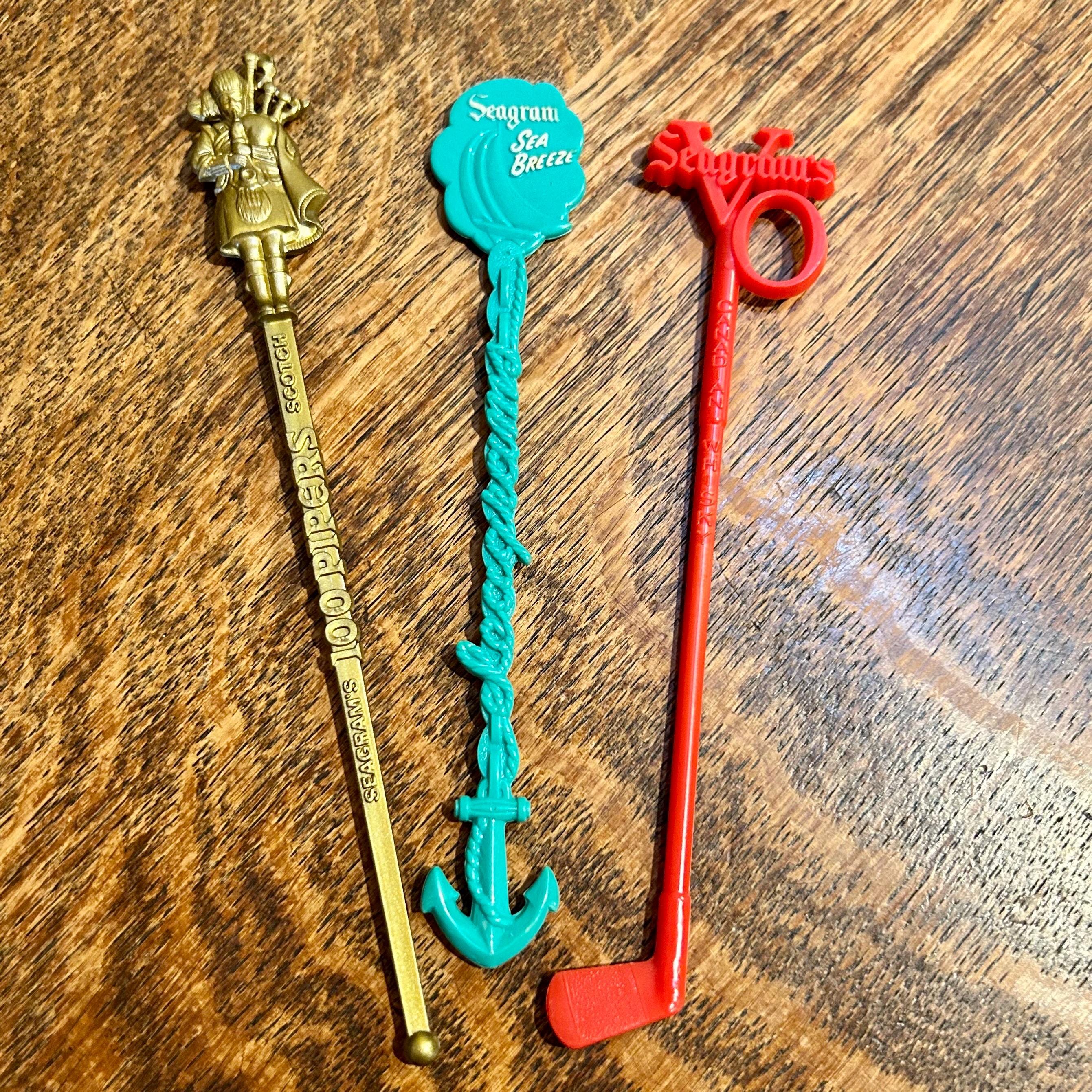 Seagram's Plastic Cocktail Swizzle Stick Set Retro Barware Gifts