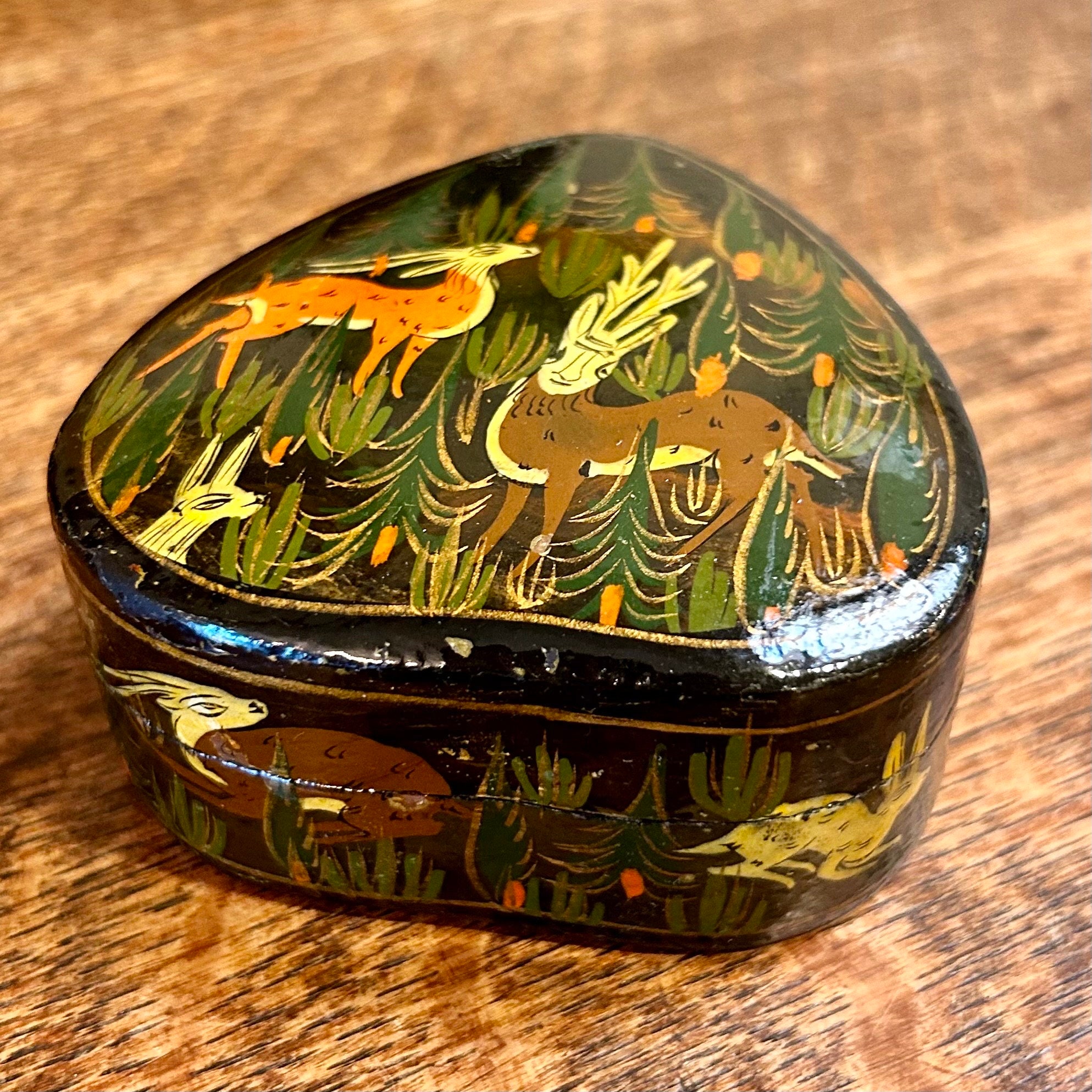 カシミール ペーパーマシュ BOX Vintage Kashmir Paper Mache Box: Handcrafted Animal Trinket Decor