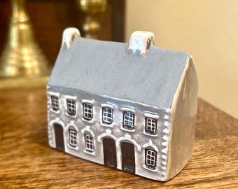 Mudlen End Studio Village House Figurine #22 Suffolk Cottages Miniature England British Collectible Curio