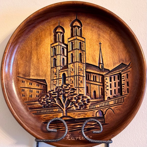 Switzerland Souvenir Zurich Wooden Plate Decorative Folk Art Wood Dish Grossmünster Church Hanging Plate