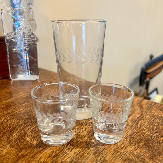Etched Glasses Lot Vintage Anchor Hocking Laurel Leaf Flat Tumbler and Two Shot Glasses Gray Cut Garland Drinkware Barware Dining MCM Etsy Canada